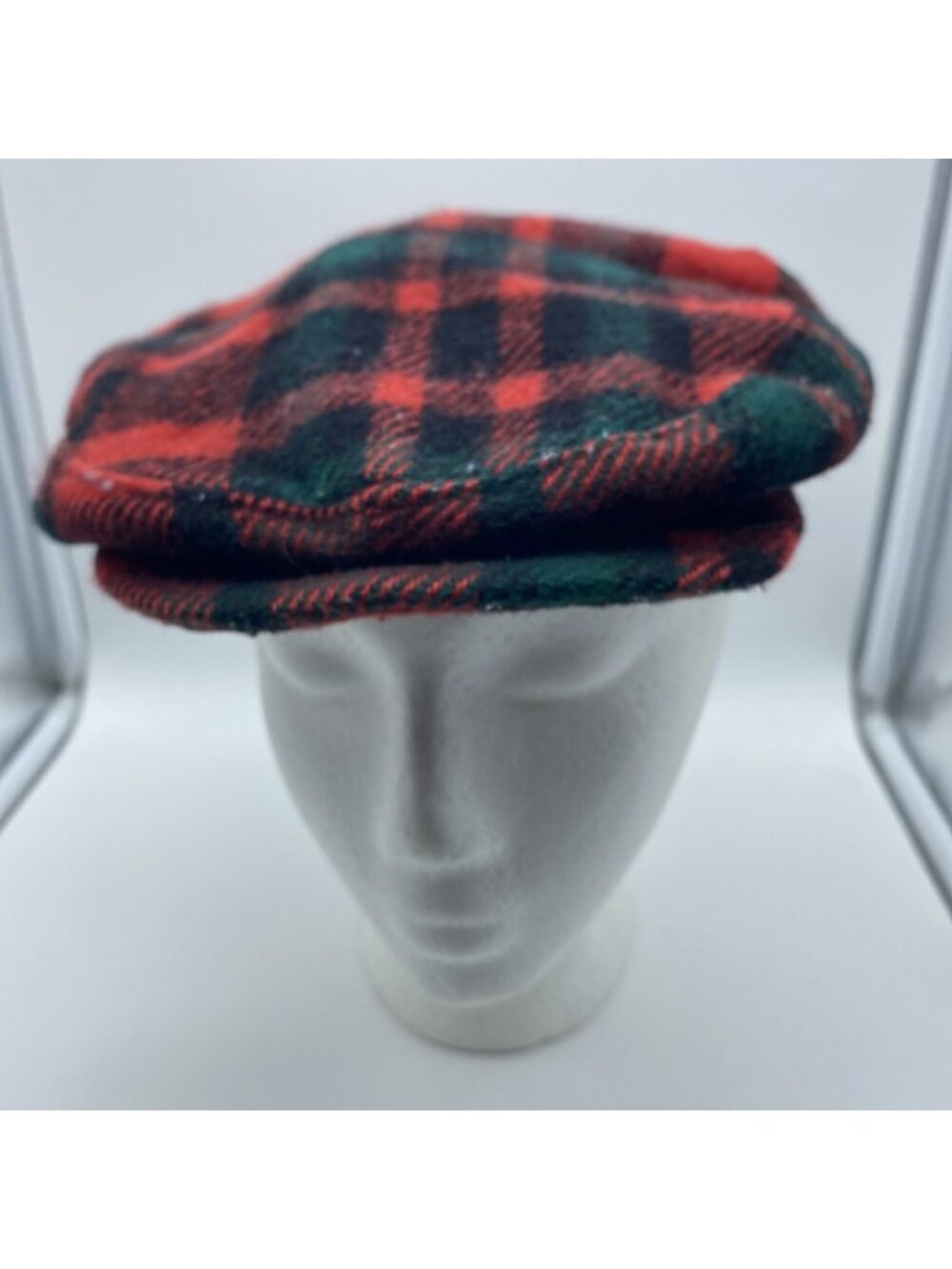 Seifter Associates Inc Buffalo Plaid Newsboy Cabbie Hat Adult Cap M Made in USA